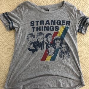 NEVER WORN stranger things shirt